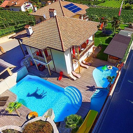 Wiesmuellerhof Caldaro Bagian luar foto